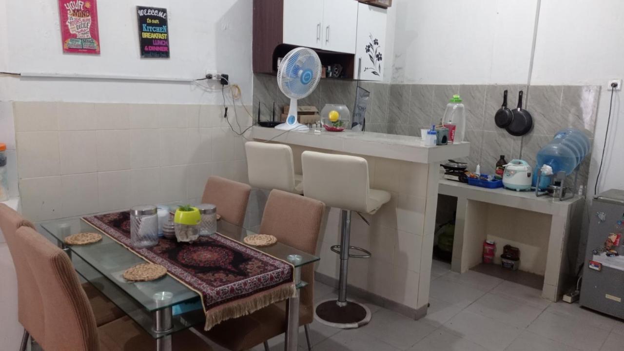 Neny'S Homestay Saba Esterno foto